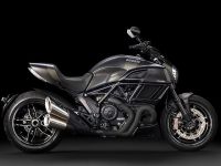 Diavel Carbonåǥ٥륫ܥ