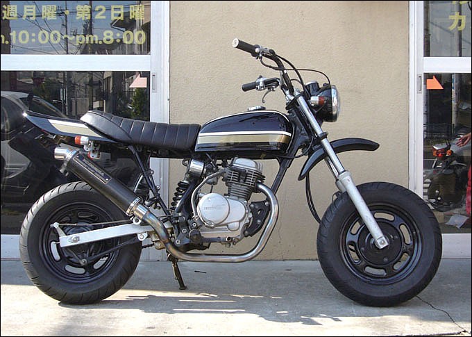 ホンダ エイプ50 プロが造るカスタム 原付 ミニバイクならバイクブロス