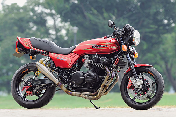 Acサンクチュアリー Cb1100f ホンダ Cb1100f プロが造るカスタム バイクブロス