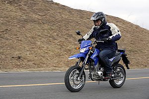 カワサキ Dトラッカー125 写真