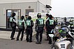 こちらは「ビギナーレッスン枠」。コースを走る上での注意やポイントを皆さん真剣に聞いています。 こちらは「ビギナーレッスン枠」。コースを走る上での注意やポイントを皆さん真剣に聞いています。