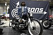 愛知県豊田のIRONS MotorcyclE店主のダイゴさんは相変わらずセンス抜群のショベルヘッドを配置。