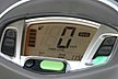 時計も内蔵したデジタルメーター。２種のトリップメーターやバッテリー残量計。「ECO」と「PWR」のモード表示など多機能です。
