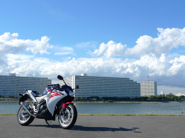 Cbr250r新型マフラー高速テスト走行に突入 Sp忠男 バイクブロス