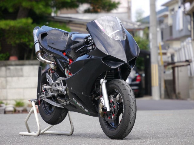 NSR50にNSF100カウル│Moto Shop Barrel モトショップバレル