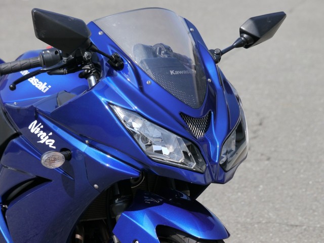 12Ninja250R「ZX-6R」レプリカを更に「ZX-6R」に近づける情報