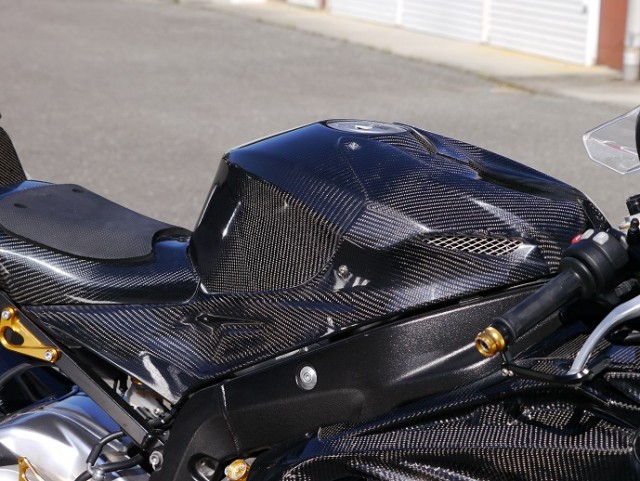 2015/2016 BMW S1000RR フルカーボン化 - 才谷屋ファクトリー | バイク