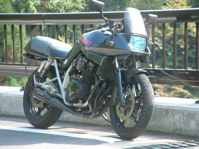 GSX400S GK77A 刀　カタナ　ヨシムラドラッグサイクロンマフラー