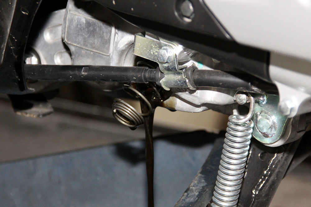 オイルレベルは低いほど良い コラム バイク乗りの勘所 バイクブロス オイルレベルは低いほど良い コラム バイク乗りの勘所 バイクブロス
