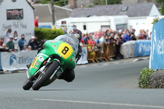 26/08/2017: Josh Brookes (500 Paton/Team Winfield) at Ginger Hall during the Bennetts Senior Classic TT race. PICTURE BY DAVE KNEEN/PACEMAKER PRESS