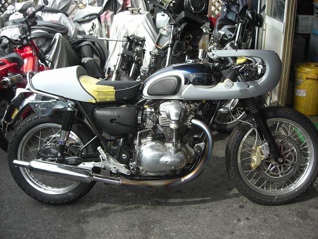 Ｗ６５０ ＣＡＦＥスタイル カスタム計画 その５ - プレジャー