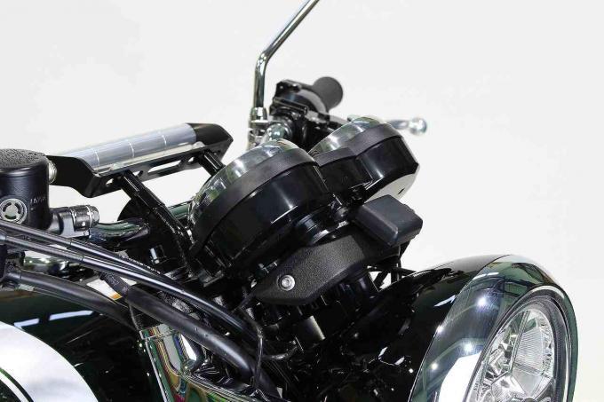 W800('20) W800 STREET('19～'20) ライジングメーターステーのご案内