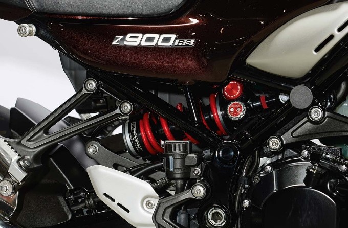 Kawasaki Z900RS フロントフォーク「BFF」 - ADVANTAGE Kawasaki Z900RS フロントフォーク「BFF」 - ADVANTAGE