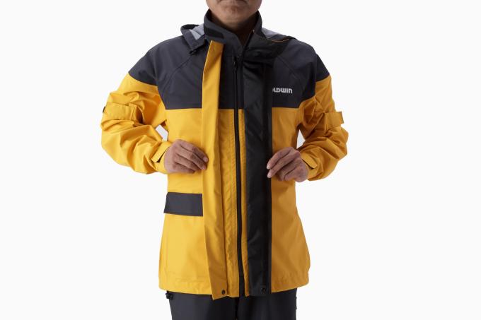 同じようでも じつは全然違う バイク用レインスーツを薦める9つの理由 ゴールドウインモーターサイクル バイクブロス