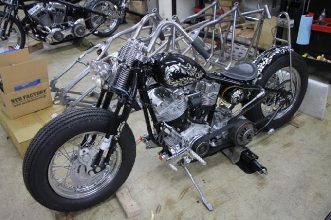 ボバーチョッパーなショベルヘッドカスタム製作中 遠藤自動車サービス バイクブロス