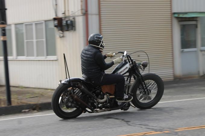 ヤレ感たっぷりのショベルチョッパーがカッコい 遠藤自動車サービス バイクブロス