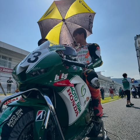 �彣�����ȥݥꥹ�������åȤˤ����������ܥ����ɥ졼�����긢�裳��
