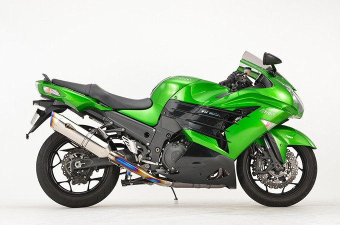 Ninja ZX-14R用リアルスペック・ツインスリップオンマフラーが新登場