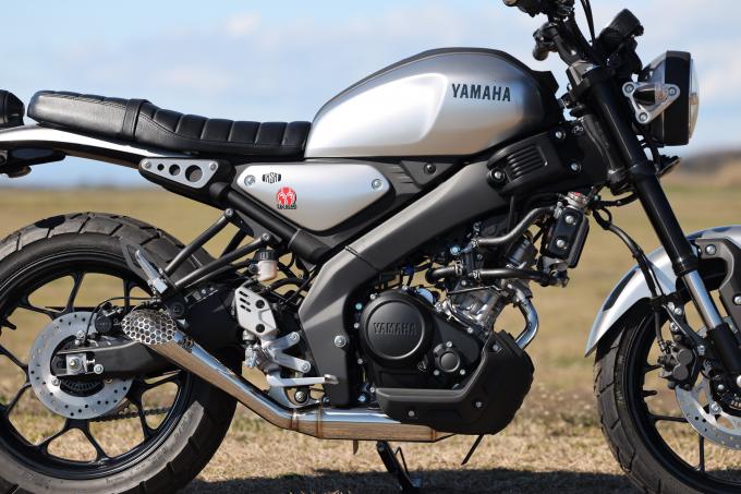 気持ちイー！ SP忠男　YAMAHA　XSR125にどこまでも走り続けたくなる気持ちイー！トルク POWERBOX FULLマフラー完成！