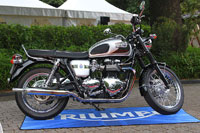 ボンネビル T100 アニバーサリーエディション