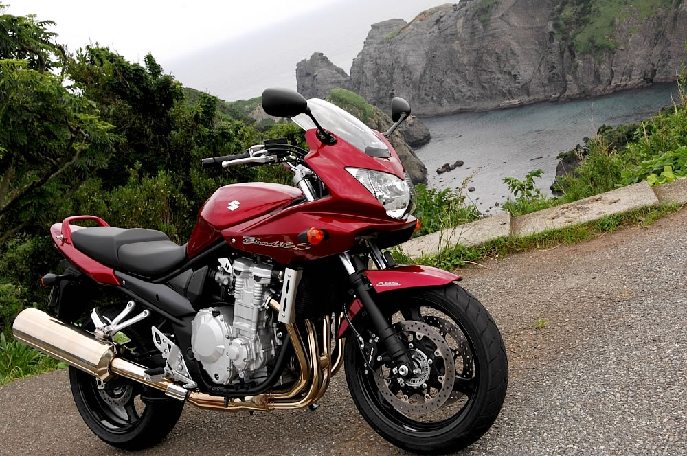 スズキ（SUZUKI） バンディット1250S | BANDIT 1250Sの試乗