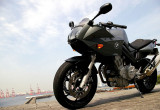 BMW Motorrad F800S – BMW渾身のミドルスポーツ