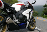 ホンダ CBR1000RR