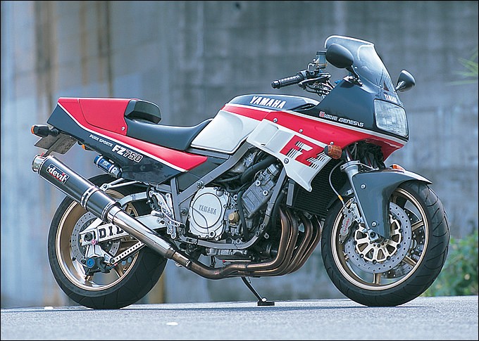 RSカタクラ（片倉オート商会） FZ750（ヤマハ FZ750） プロが造る 