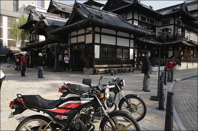 Page2 四国は愛媛県 松山と今治でb級グルメを いただきまぁ す 特集記事 原付 ミニバイクならバイクブロス Page2 四国は愛媛県 松山と今治でb級グルメを いただきまぁ す 特集記事 原付 ミニバイクならバイクブロス
