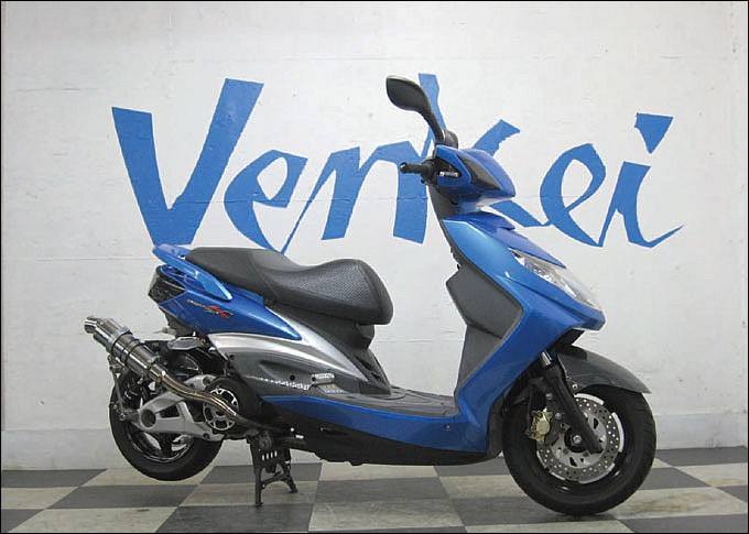 原付2種＞ヤマハシグナス125X FI　2007モデル　SE44J　BEAMSマフラー装備　社外グリップ シグナス-X XC125SRが平成28年度排出ガス規制に対応 | WEB