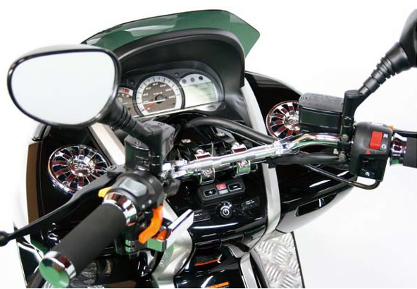 必要なパーツをセットにした、スカイウェイブ用ハンドルセット パーツ