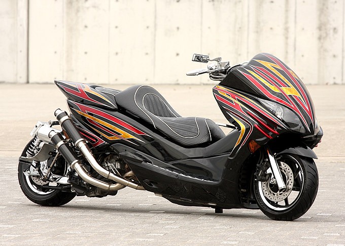 ホンダ フォルツァ プロが造るカスタム ビッグスクーターならバイクブロス
