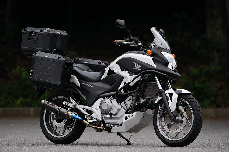 ホンダ NC700X 専用パーツの装備＆リプレイスでアドベンチャー仕様に ｜バイクブロス