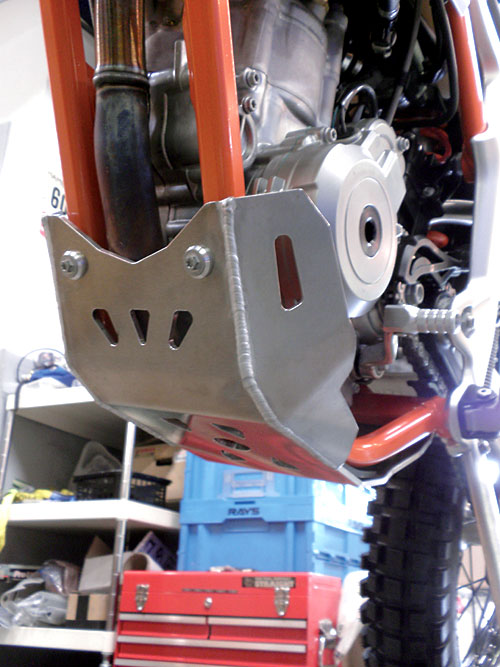 Tom S ストロングガード パーツニュース バイクブロス マガジンズ