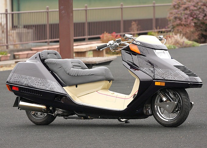 ホンダ フュージョン プロが造るカスタム ビッグスクーターならバイク