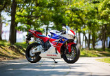 ホンダ CBR600RR – マシン直系のDNAを持つ３代目『RR』