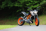 KTM 390 デューク – ついにシリーズ最強モデルが登場