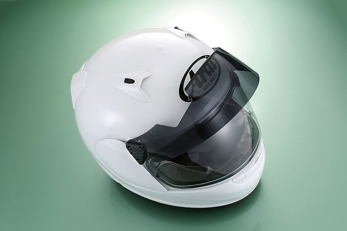 機能重視のスタンダードモデル ピンロックシートが装着可能に ROAD