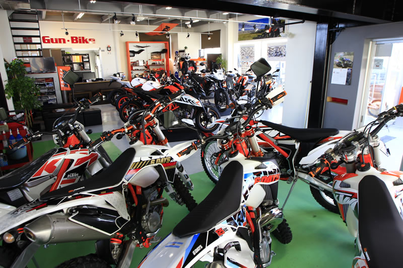 静岡県の中部・東部地区唯一のKTM正規販売店｜ガンバイク バイクブロス
