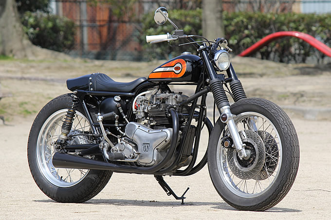 モーターガレージグッズ カワサキ W3 プロが造るカスタム バイクブロス