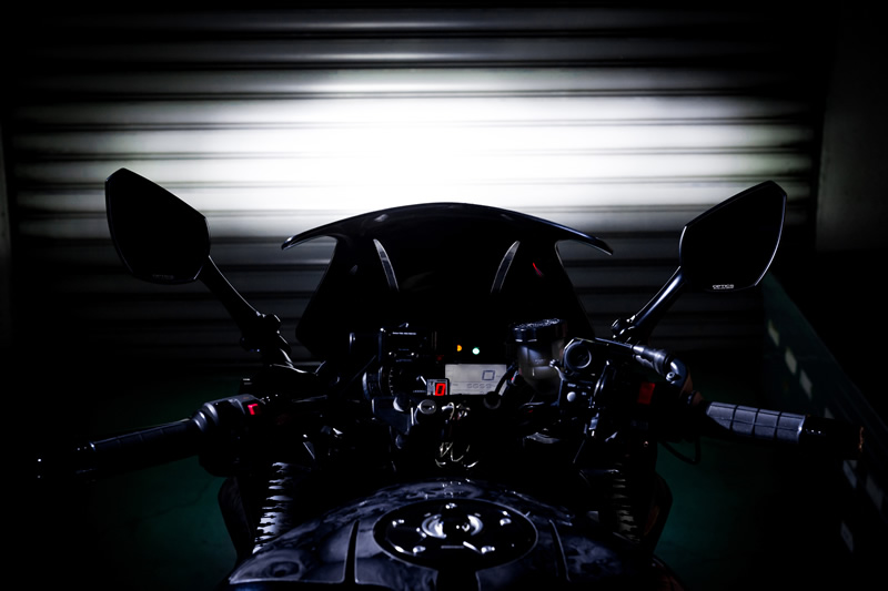 プロテックのバイク用LEDヘッドライトの明るさ秘密は導熱性能とファン
