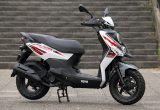 SYM CROX125 – ワイルドで個性的なスタイルのオフロードタイプスクーター