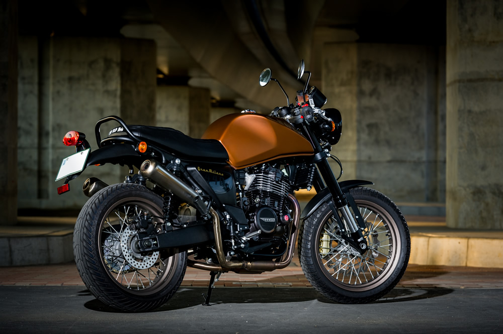 SWM GRAN MILANOグランミラノ440cc単気筒「交換も良いかも!ヤマハ 2019 SWM Gran Milano 440