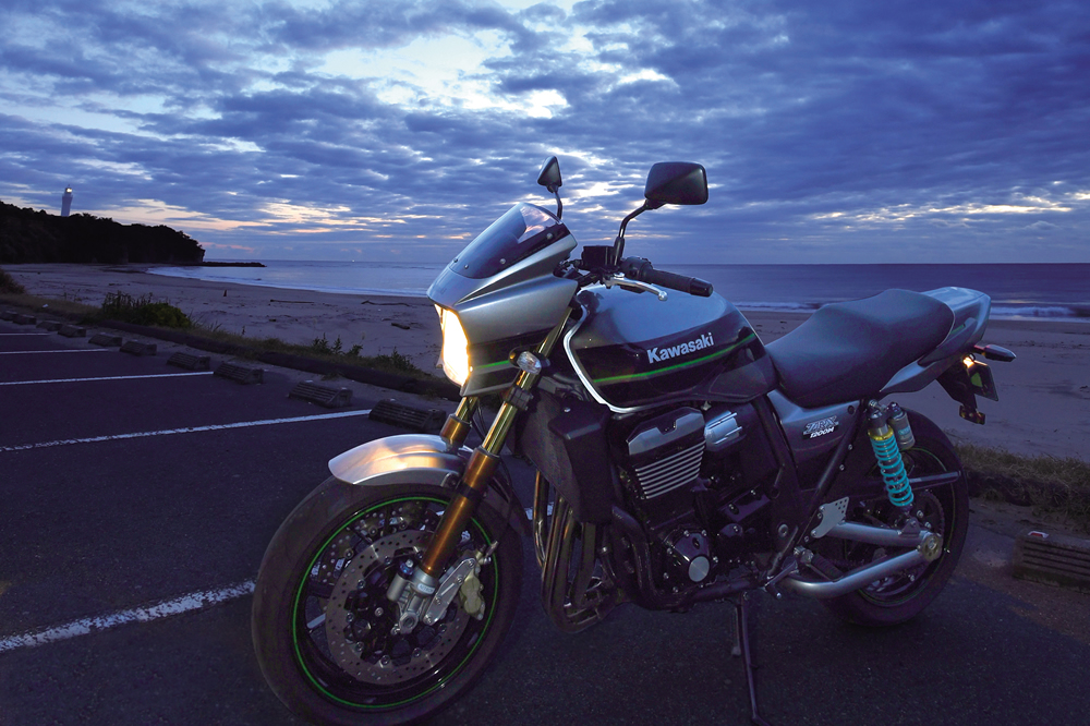 ナイトロン／テクニクスのカスタムバイクでツーリング 特集記事