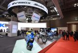 スズキ流カフェレーサー、SV650Xを参考出品 【東京モーターショー2017/スズキブース速報】