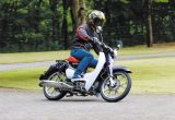 【ホンダ スーパーカブC125】ライバルとなるモデルはホンダのグロムやモンキー125だ！