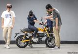 バイク足つきチェック 18年型ホンダcb125r 125ccスポーツモデルの足つきは トピックス バイクブロス マガジンズ