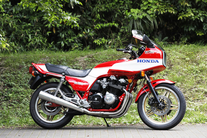 【愛車と棲まう絶版車ガレージ】Kさん＆ホンダ HONDA CB750F BOLD'OR ／CB750F BOLD'OR2／CBX ／CBR929RRの画像