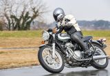 【カワサキ W800 試乗記事】音、鼓動、質感、佇まい……、バイクらしさのすべてがここに詰まっている