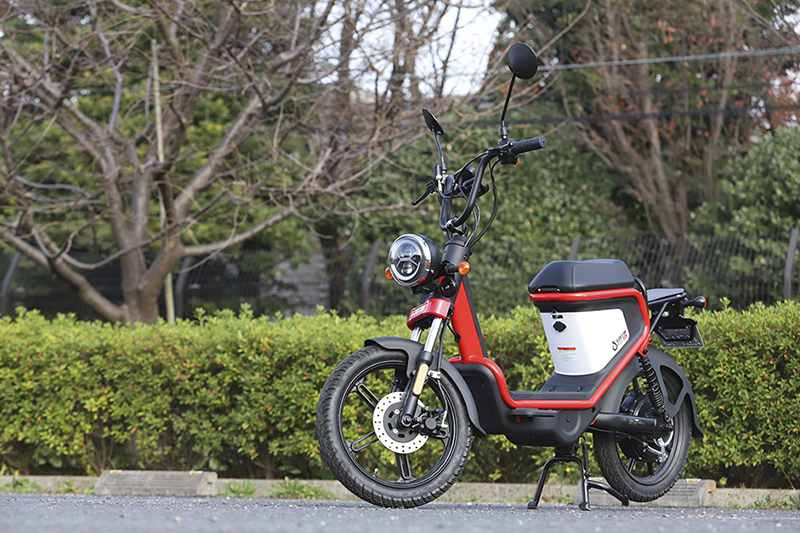 ツーリングも楽しめる！電動スクーター GOCCIA GEV600に試乗した